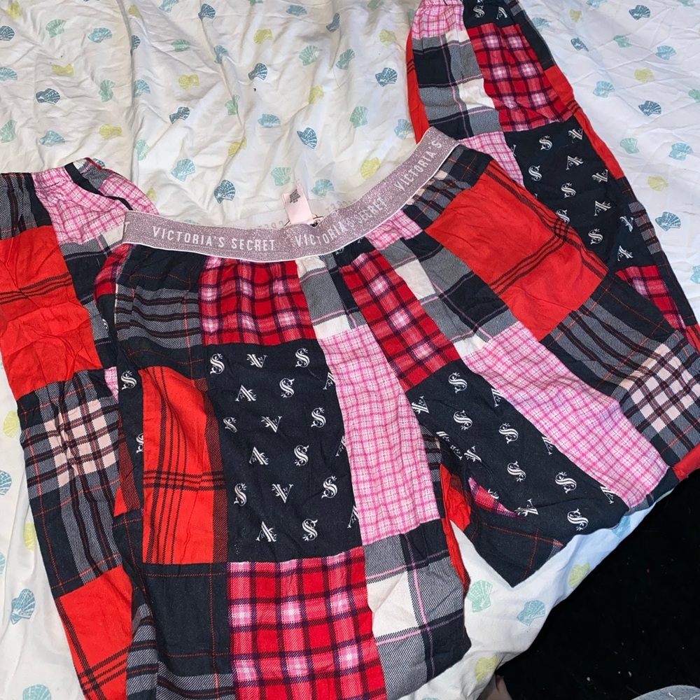VS lounge pants